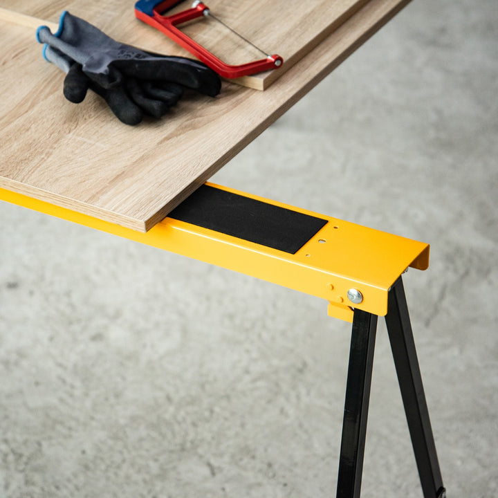 2-Piece Saw Horse Material Support Steel Organizer Heavy Duty 125kg Non-Slip Cushion Side Grip Handle Foldable Design Saving Space