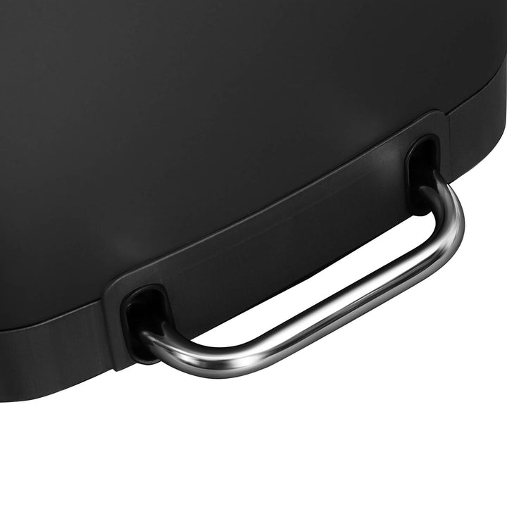 Black Step Trash Can with Inner Bucket