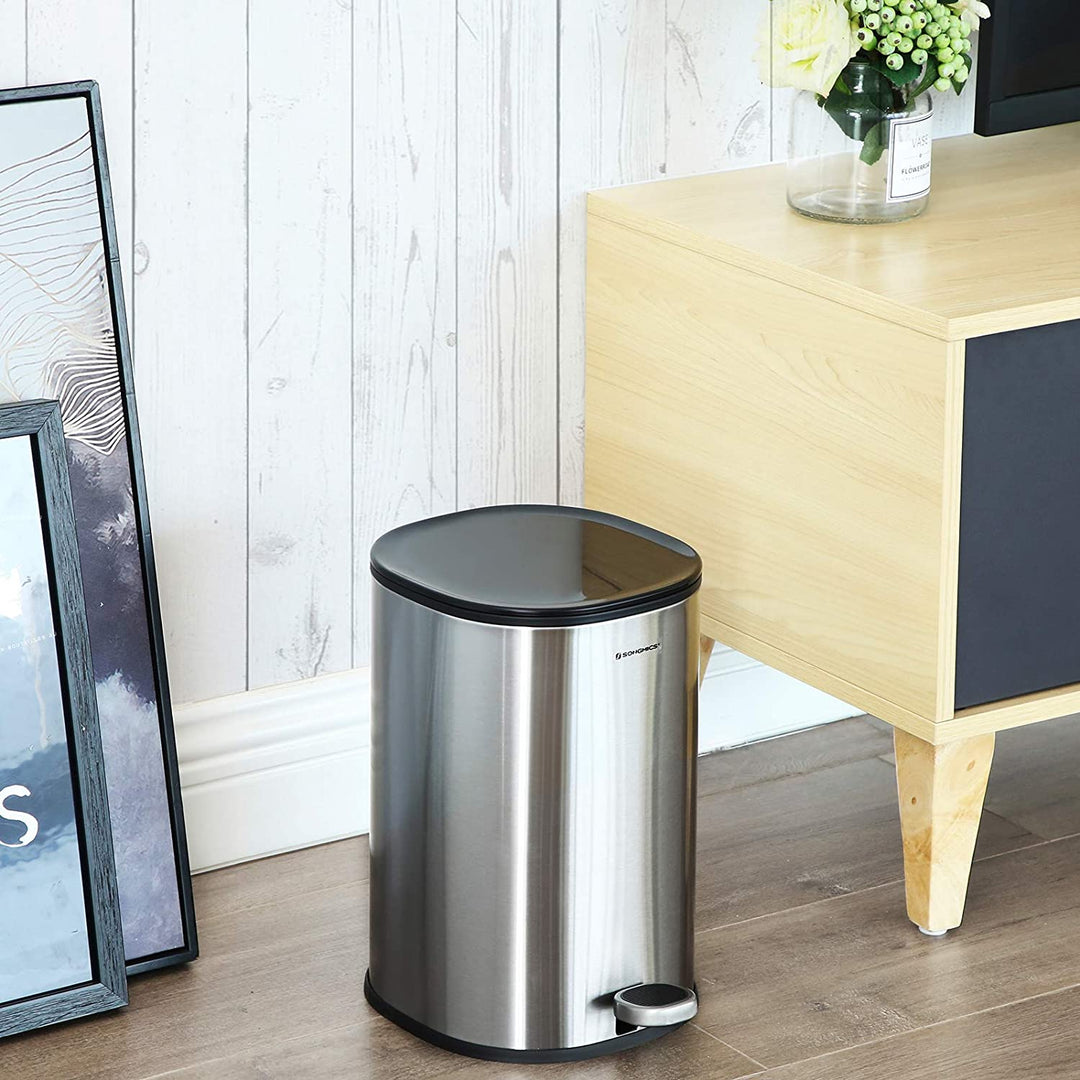 5L Step-Open Trash Can