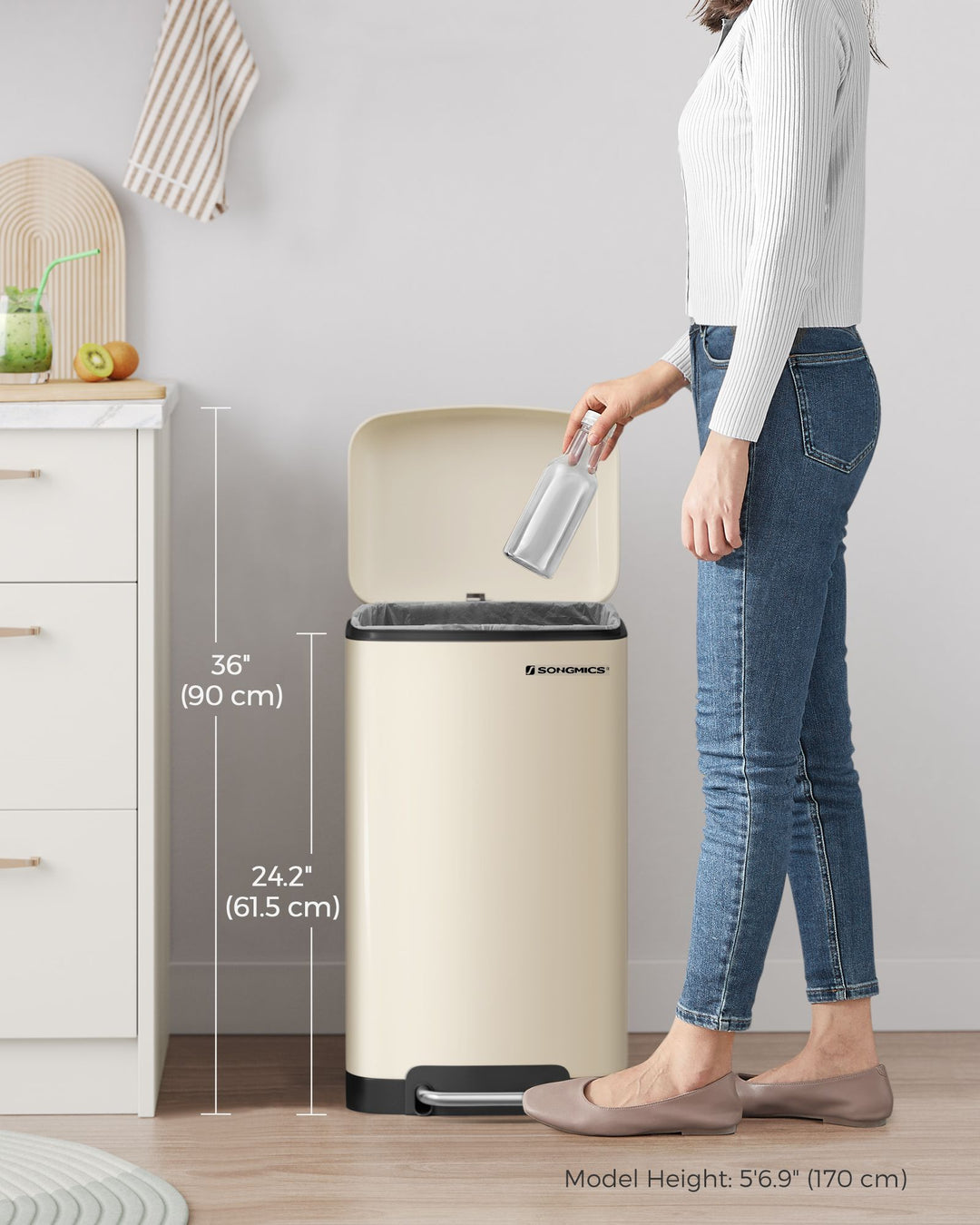 Cream White Step Trash Can with Inner Bucket