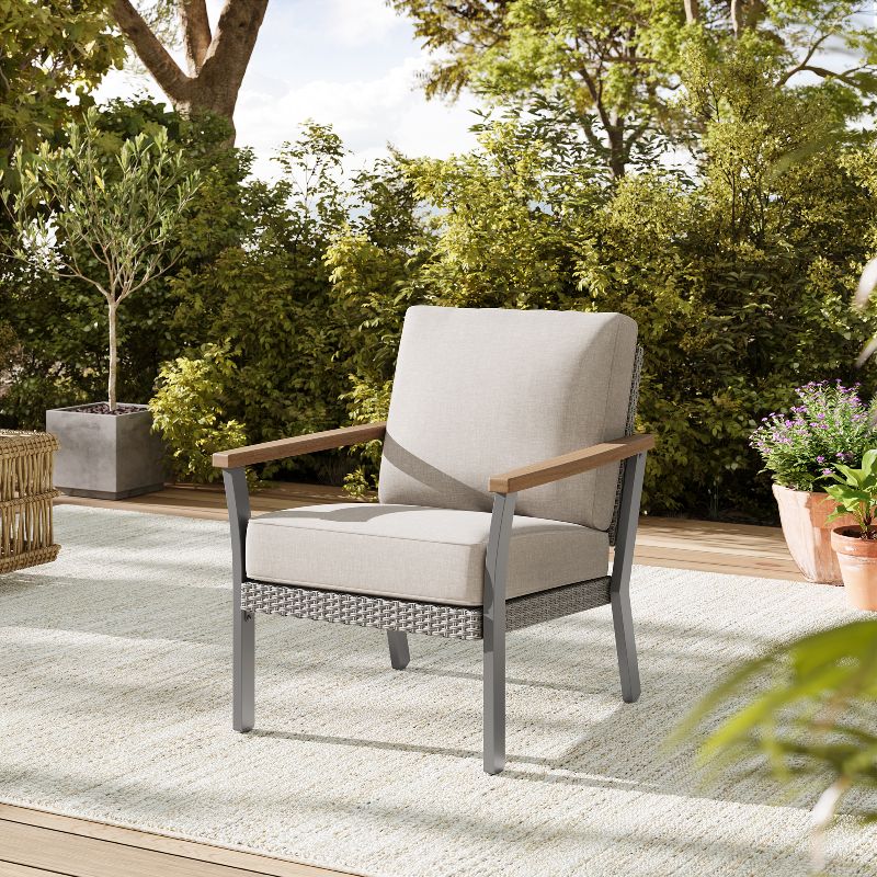 Sencillo Collection - 5 Piece Patio Furniture Set, 2 Lounge Chairs, 2 Ottomans, 1 Coffee Table