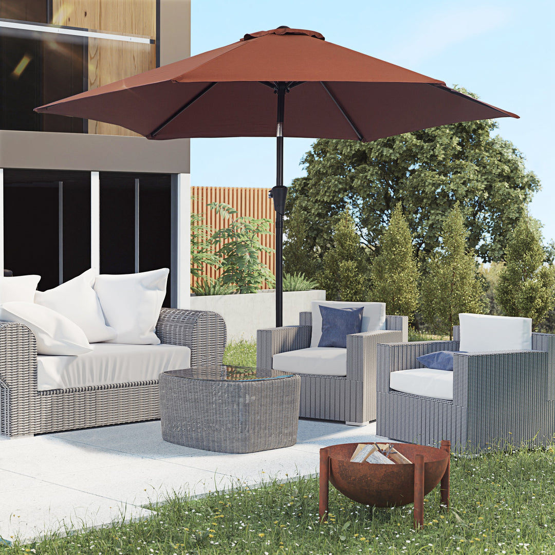 Outsunny 2.7M Parasol Patio Tilt Umbrella Sun Umbrella Outdoor Garden Sunshade Aluminium Frame with Crank, Coffee