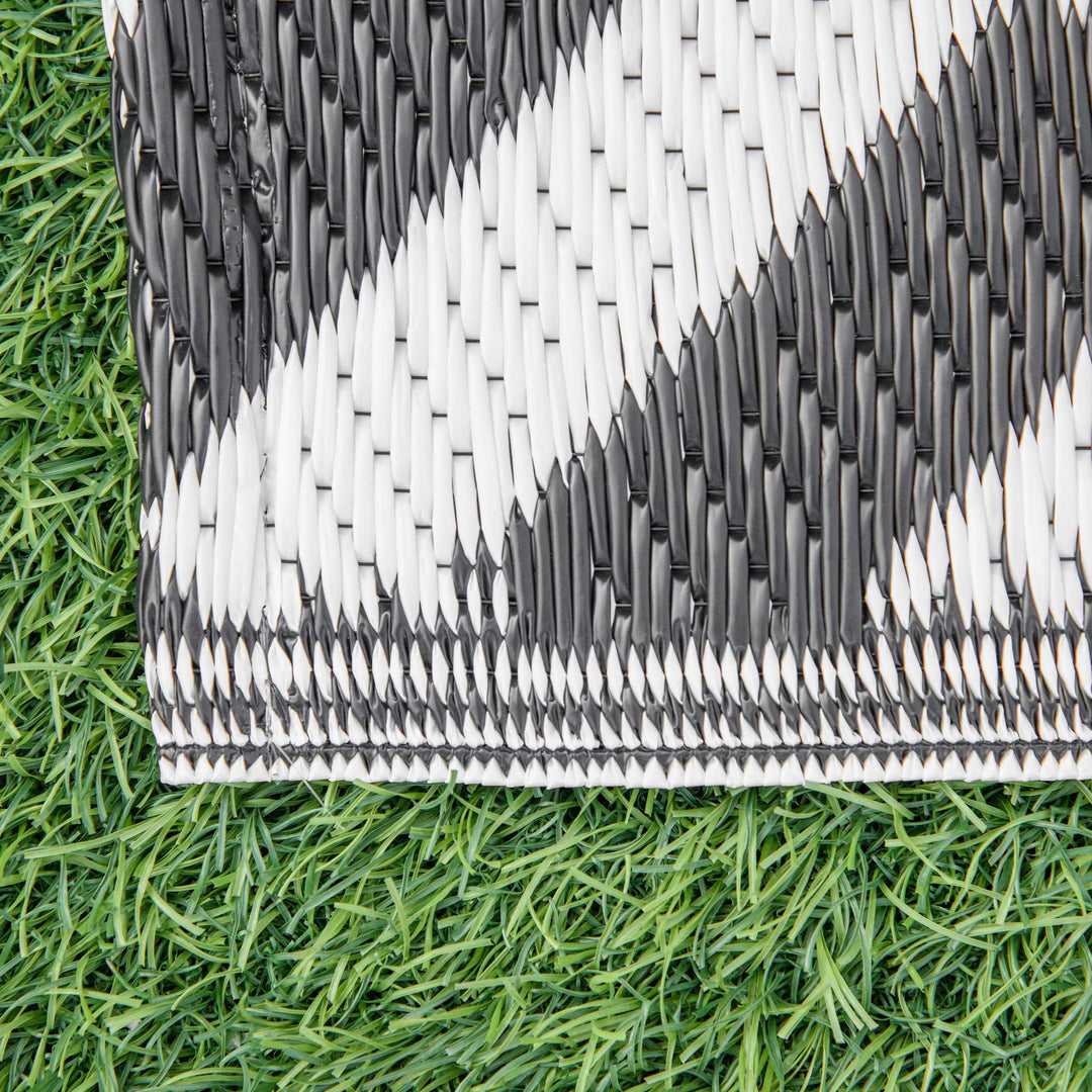 Outdoor Rug Reversible Mat Plastic Straw Rug 182 x 274 cm(6x9ft) , Black & White