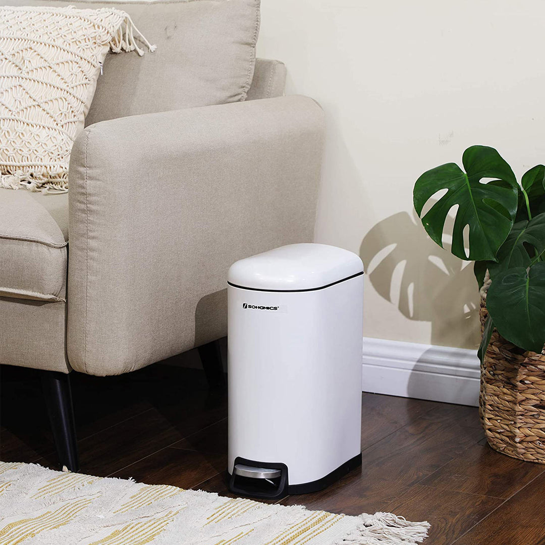White Small Trash Can with Lid &amp; Step