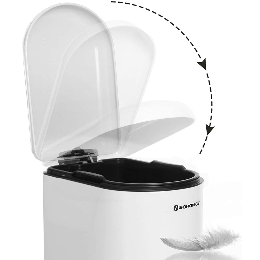 White Small Trash Can with Lid &amp; Step