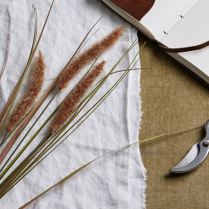 Terracotta Triple Grass Stem