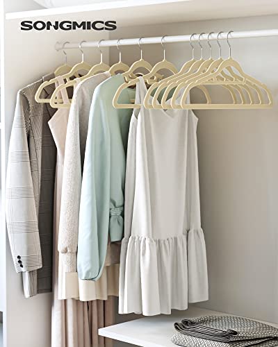 20 Velvet Hangers, Non-Slip and Space-Saving, Beige