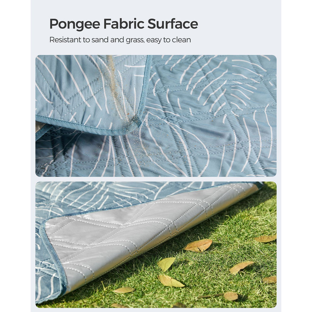 Picnic Blanket 200 x 200 cm Leaf Pattern and Blue