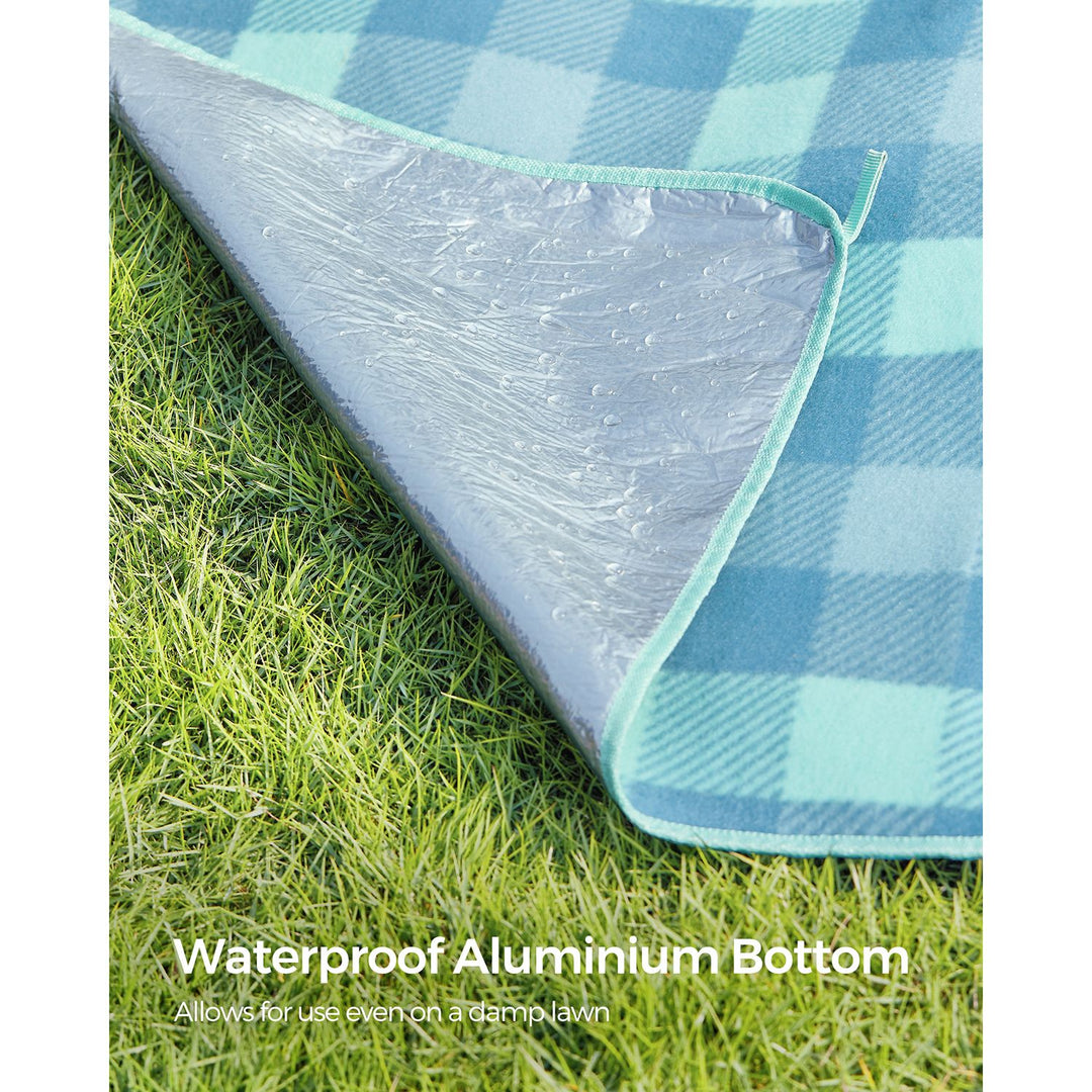 Picnic Blanket 200 x 200 cm Green and Blue