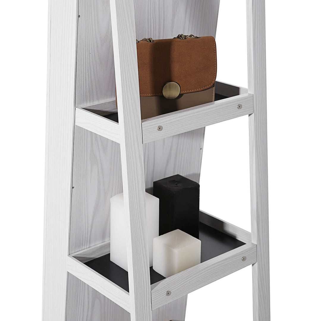 Lockable