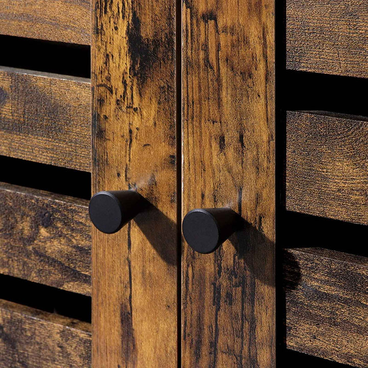 with 2 Louvered Doors