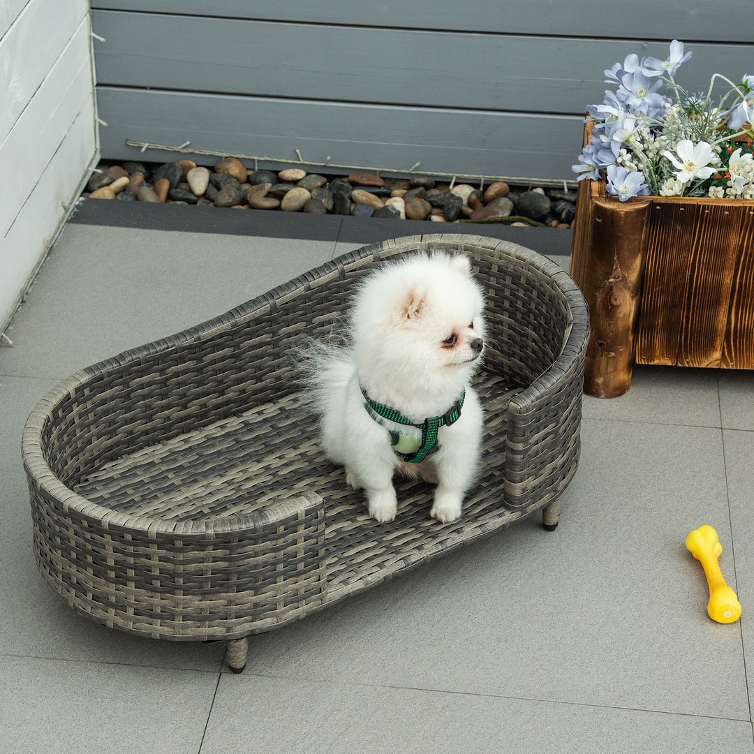 PawHut Elevated Wicker Dog Sofa, Rattan Cat Bed Hand Woven with Soft Cushion, Washable Cover, for Small &amp; Medium Dog, 75 x 42 x 29 cm, Grey