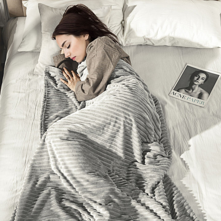 Flannel Fleece Throw Blanket, Fluffy Warm Throw Blanket, Striped Reversible Travel Bedspread, King Size, 230 x 231cm, Grey